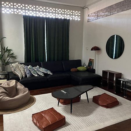 La Wood Homestay Near Kuala Besut Jetty Екстериор снимка