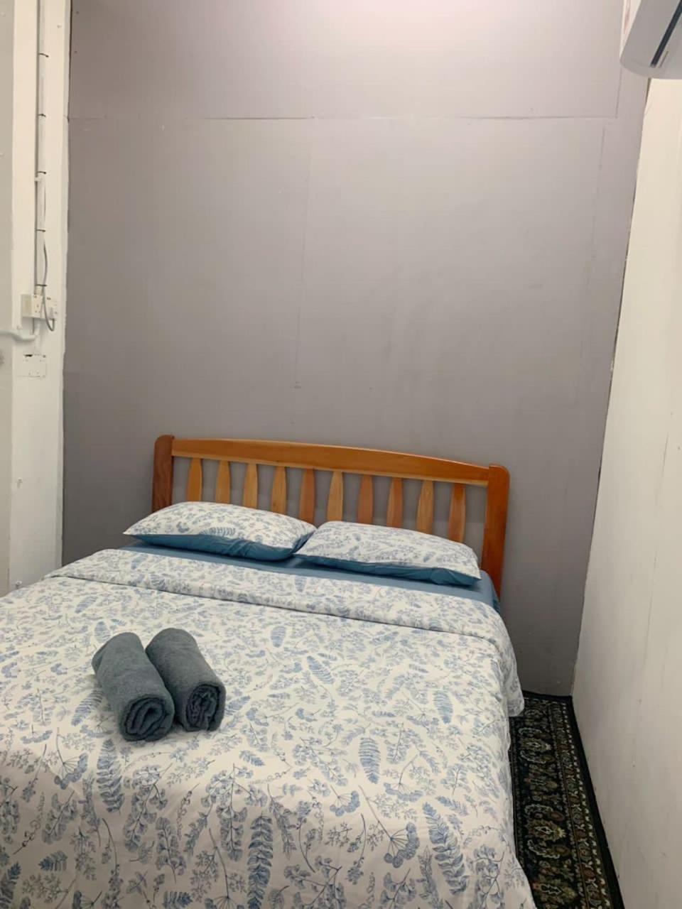 La Wood Homestay Near Kuala Besut Jetty Екстериор снимка